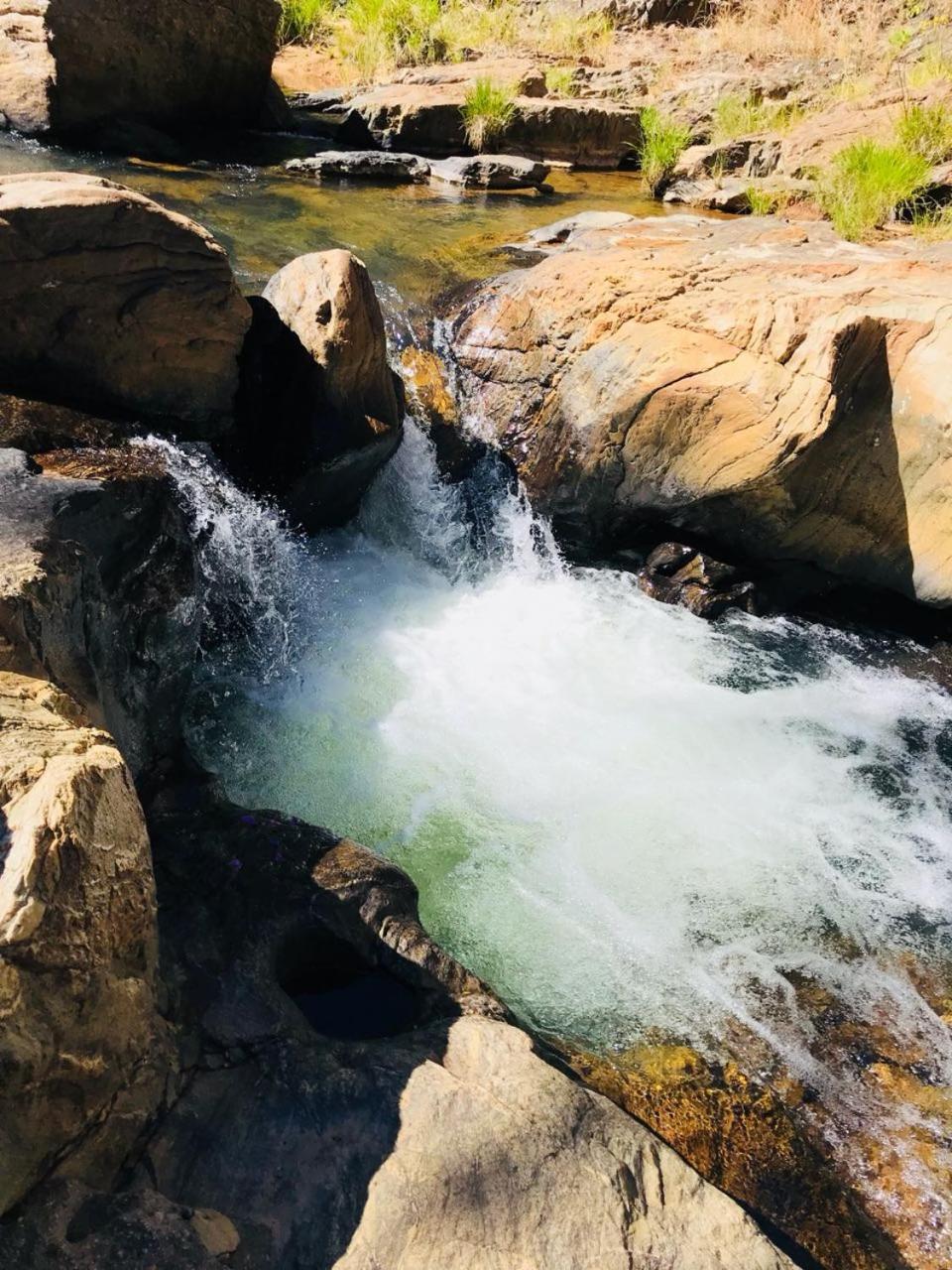 Pousada Cachoeira Do Lobo Belo Horizonte Dış mekan fotoğraf